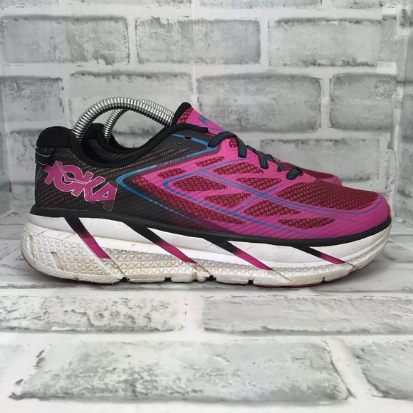 hoka one one clifton 3